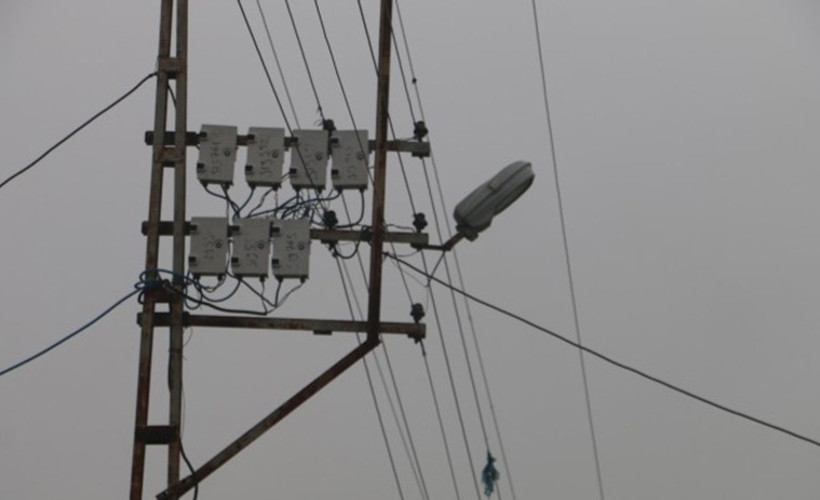 VEDAŞ köyün elektriğini kesti