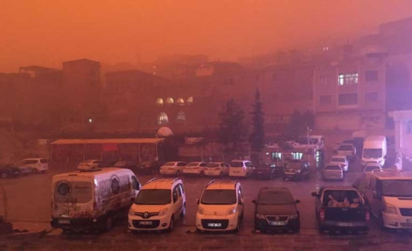 Uzmandan 'çöl tozu' uyarısı: Pencere ve kapılar açılmayacak, maskeye dikkat edilecek