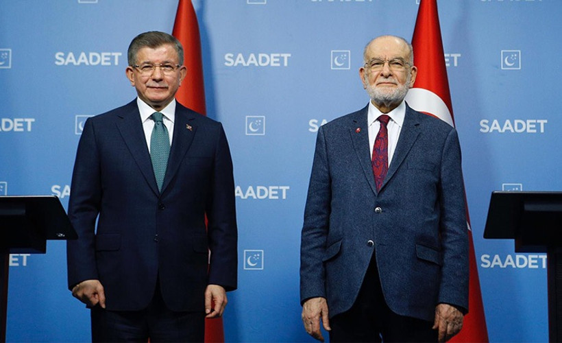 Karamollaoğlu ile ortak açıklamada konuşan Davutoğlu'ndan 'fezleke' çıkışı: Bu bir siyaset mühendisliği
