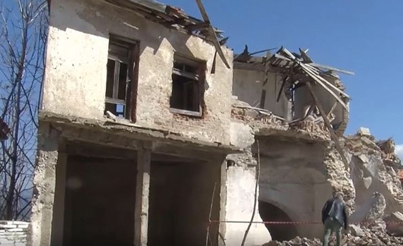 Maden şirketi 6 asırlık hamamı yıktı