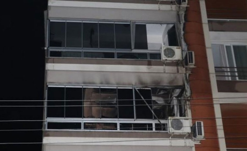 İzmir'de yangın: CHP'li belediye başkanı hastaneye kaldırıldı