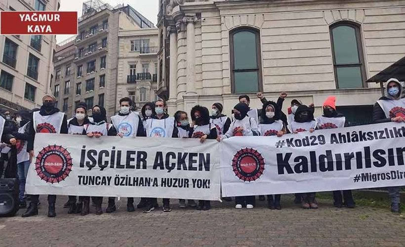 Migros işçileri TÜSİAD önünde: Özilhan; 73 yaşındasın, bizler 74 gündür direniyoruz, görmek zorundasın
