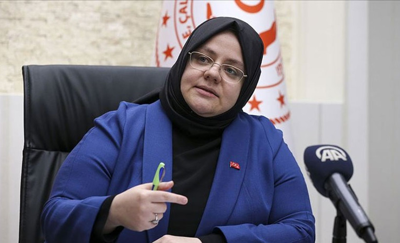 Bakan Selçuk, İstanbul Sözleşmesi'nden çıkışı ‘güçlü kadın’ mesajı ile savundu