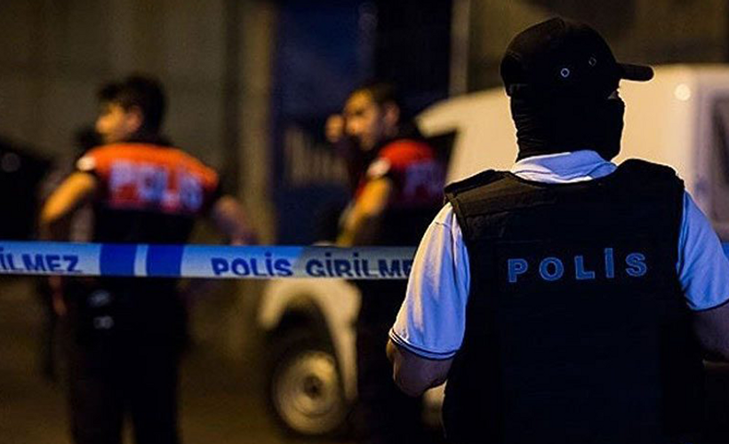 Dur ihtarına uymayan 15 Temmuz gazisi ve eşi yaralandı