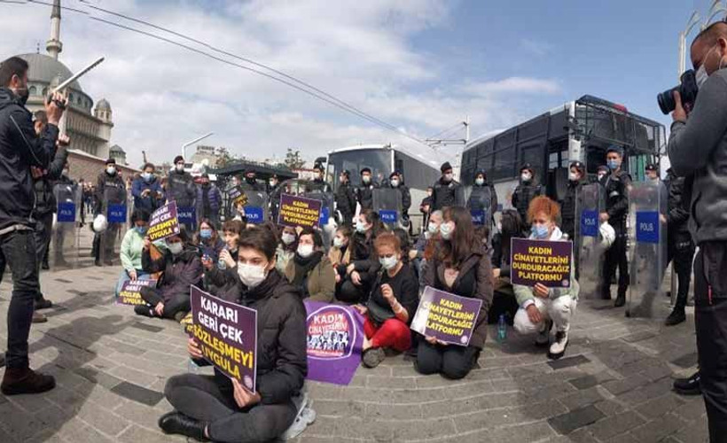Kadınlardan Taksim'de İstanbul Sözleşmesi eylemi