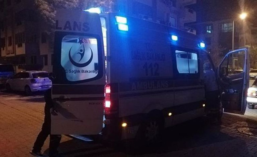 Kaza yapan motokurye, siparişi kardeşiyle yetiştirdi