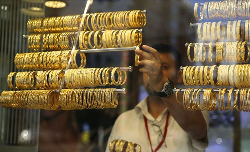 Ticaret Bakanlığı kuyumculardan altın toplama hedefinden vazgeçti