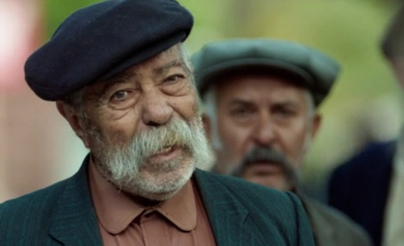 Sanatçı Erol Demiröz hayatını kaybetti