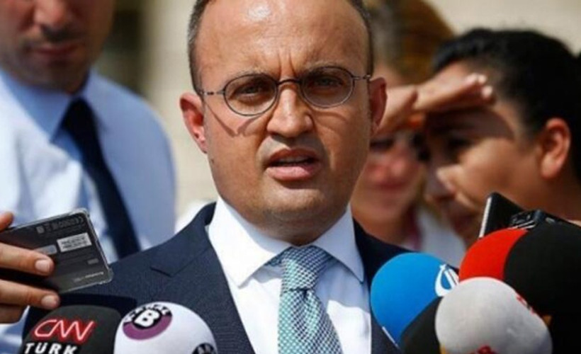 'Erkan Oğur'a da isyan ediyorum'