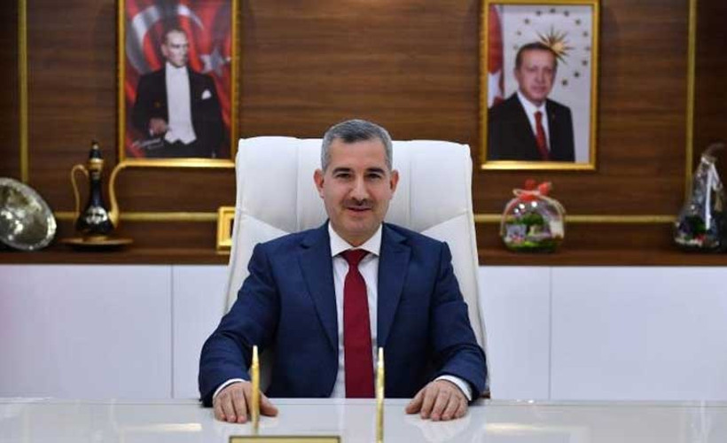 Yeşilyurt Belediye Başkanı, tüm ihalelerin aile şirketine verildiğini kabul etti