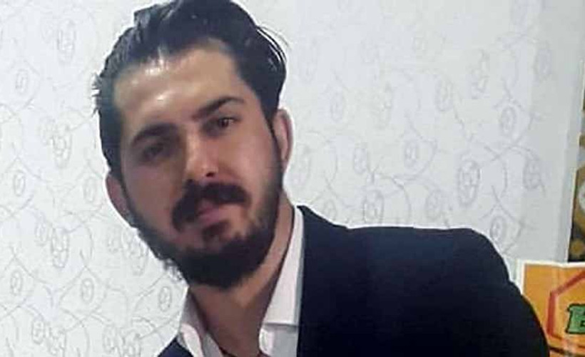 Kafeye baskında kaçmak isterken foseptiğe düşen erkek hemşire öldü