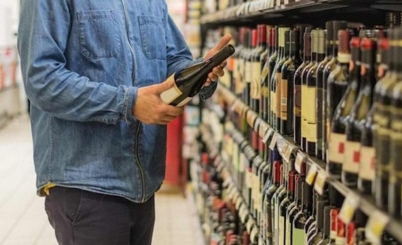 Polis ve zabıta ekipleri alkol satışına ceza yazmaya başladı
