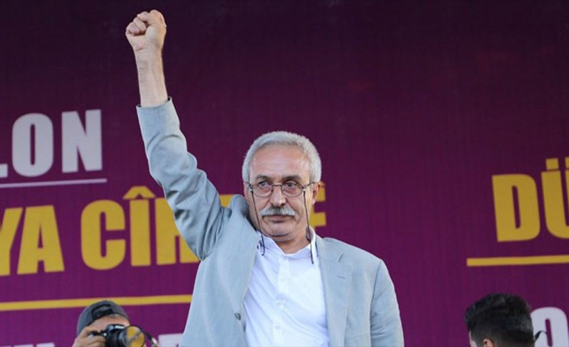 Adnan Selçuk Mızraklı: Çalarak değil çalışarak emek yaratanların günü kutlu olsun