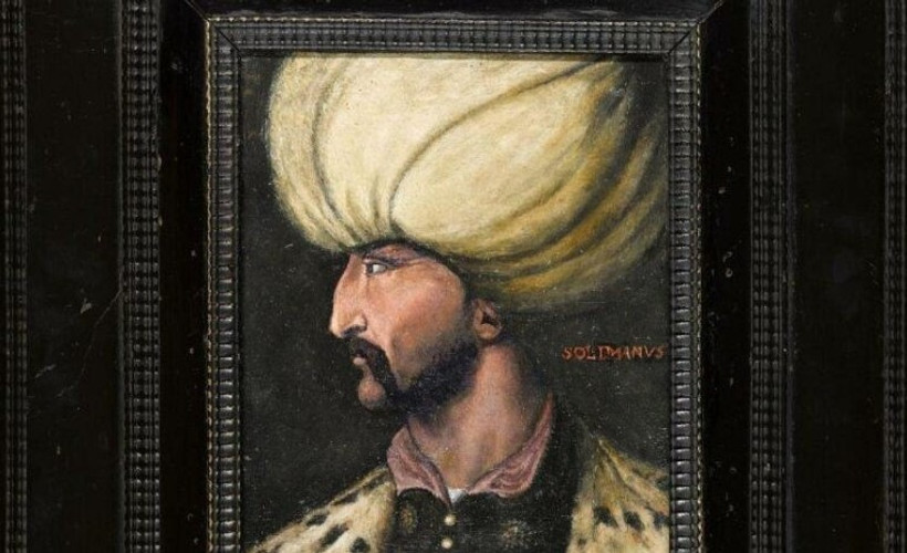 Yeni Akit Yazı İşleri Müdürü Kanuni portresini İBB'ye bağışlayan kişiye 'geri zekalı' dedi