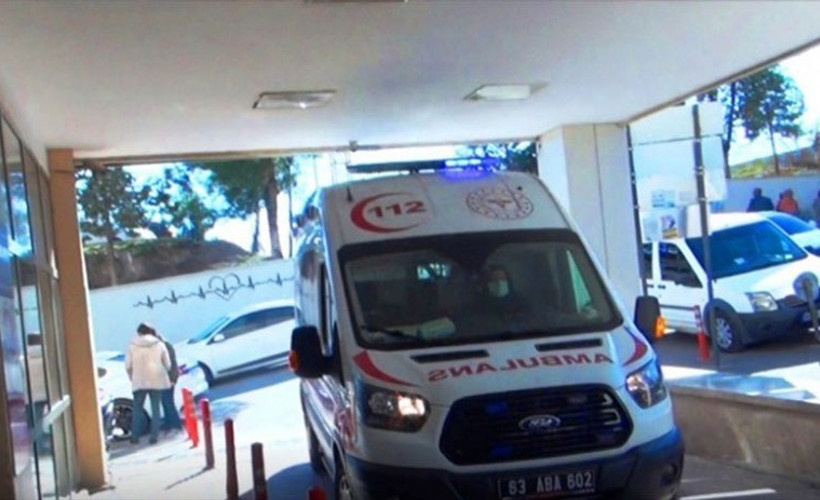 Urfa'da karakolun daralttığı yolda kaza: 5 yaralı