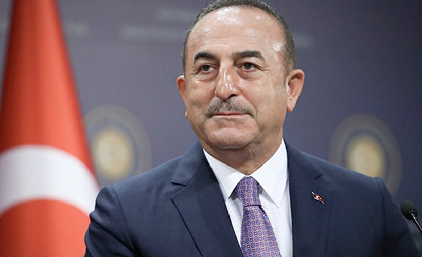 'Turistin görebileceği herkes aşılanacak' sözleri tepki çeken Çavuşoğlu: Yerli turistlerimiz yok mu?