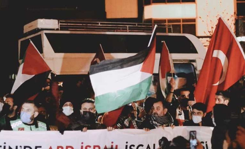 İHH ve AGD'ye yasak yok: İsrail Konsolosluğu önünde kalabalık eylem