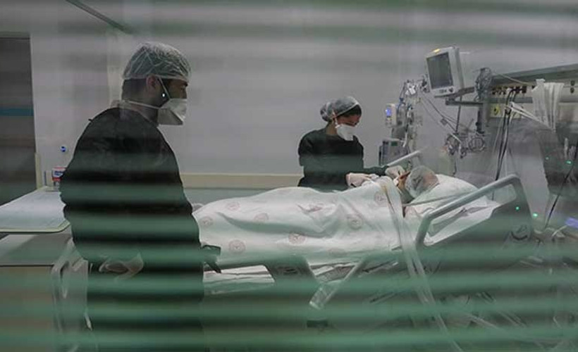 Türkiye'de son 24 saat içinde Covid-19 nedeniyle 282 kişi hayatını kaybetti