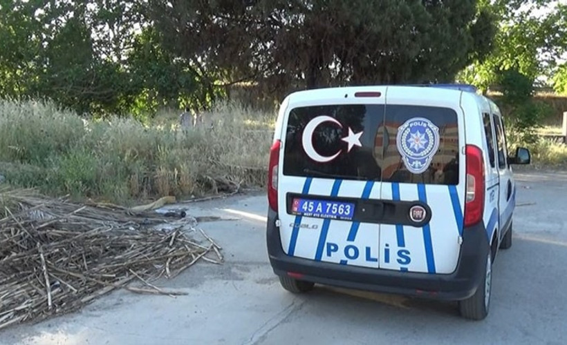 Boş araziye bırakılan 4 günlük bebek kurtarılamadı