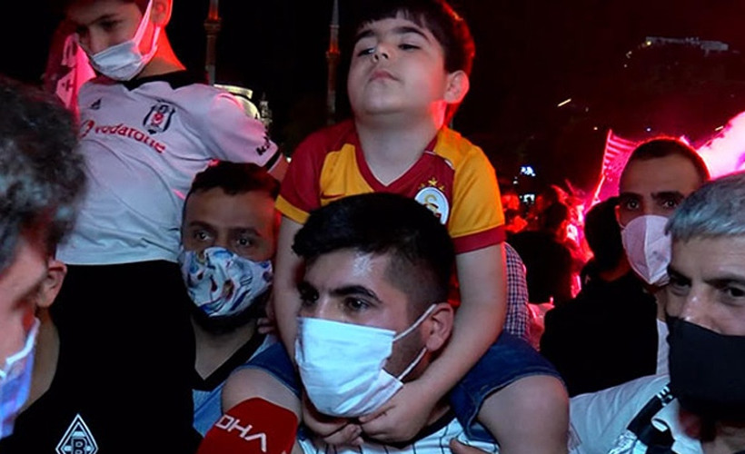 Galatasaraylı yeğenini Beşiktaşlı olsun diye kutlamalara getirdi
