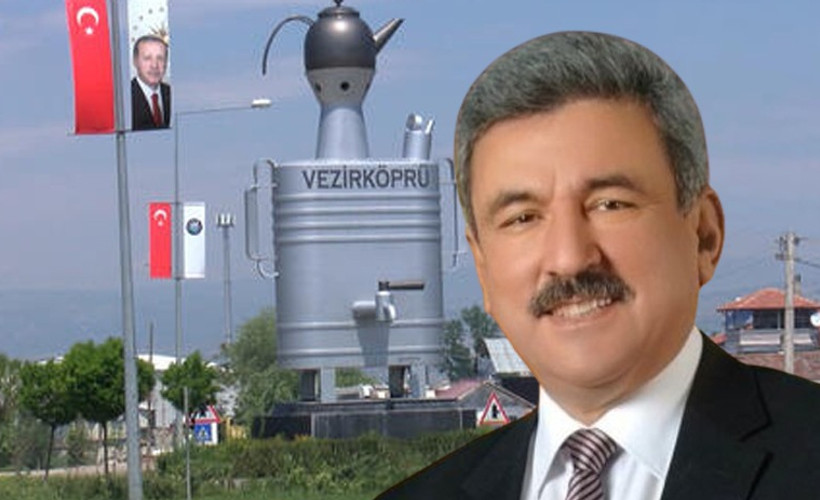 Semaver anıtı eleştirilen ilçenin belediye başkanı: Eleştirilere itibar etmiyoruz