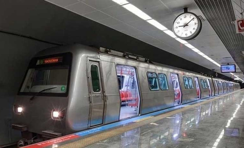 Metroda intihar girişimi: Taksim istasyonu kapatıldı