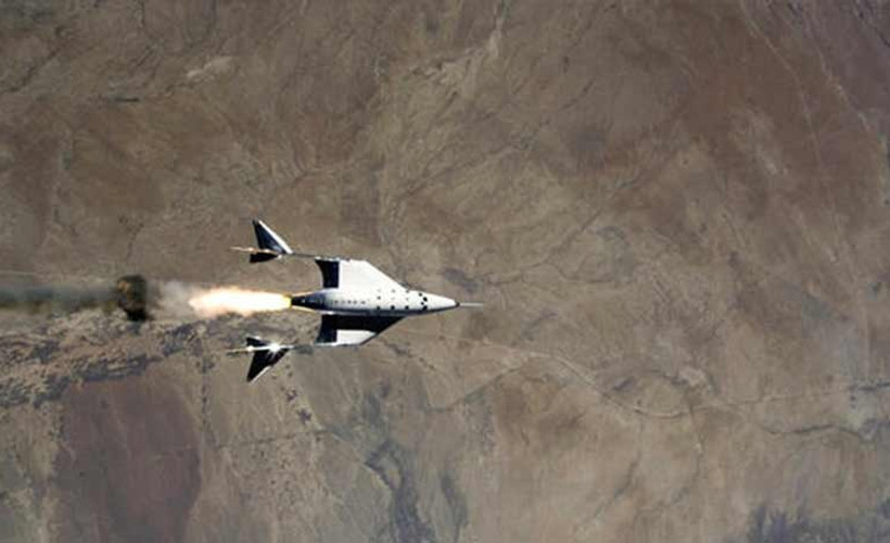 Uzay turizmi şirketi Virgin Galactic ikinci uçuş testini başarıyla tamamladı