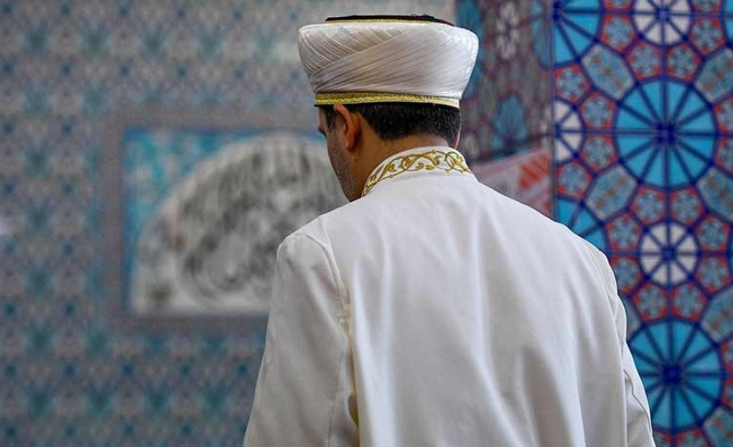 İmamdan müezzine öldüresiye dayak