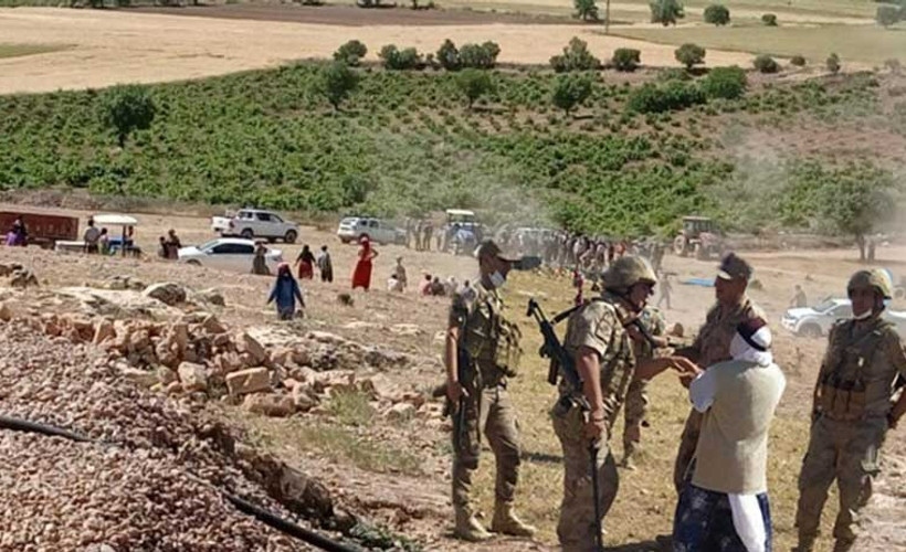 Trafolar söküldü, çiftçi darp edildi: 82 dönüm arazim var, 158 bin TL borç gelmiş bunu nasıl ödeyeceğim?