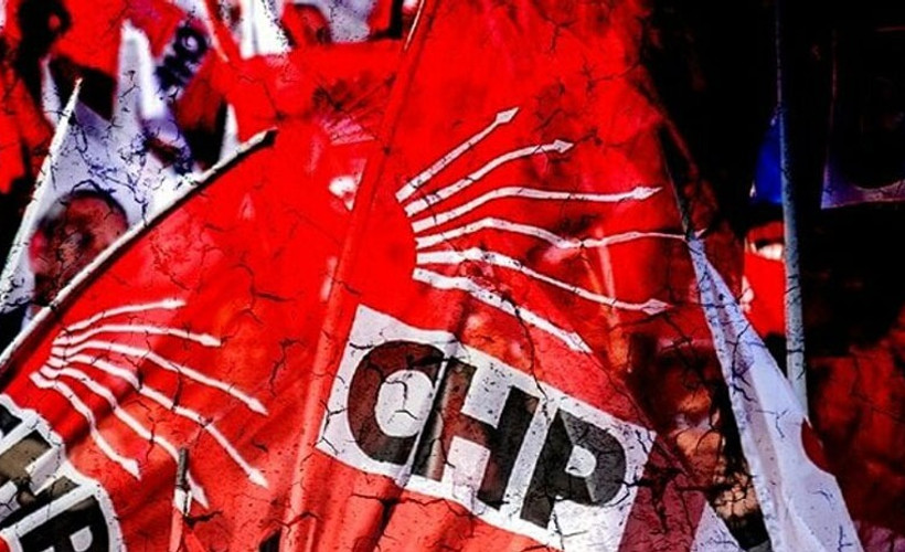 CHP'den '10 bin dolar alan siyasetçi' çağrısı: Ya atama bakan ya da Meclis başkanı istifa edecek