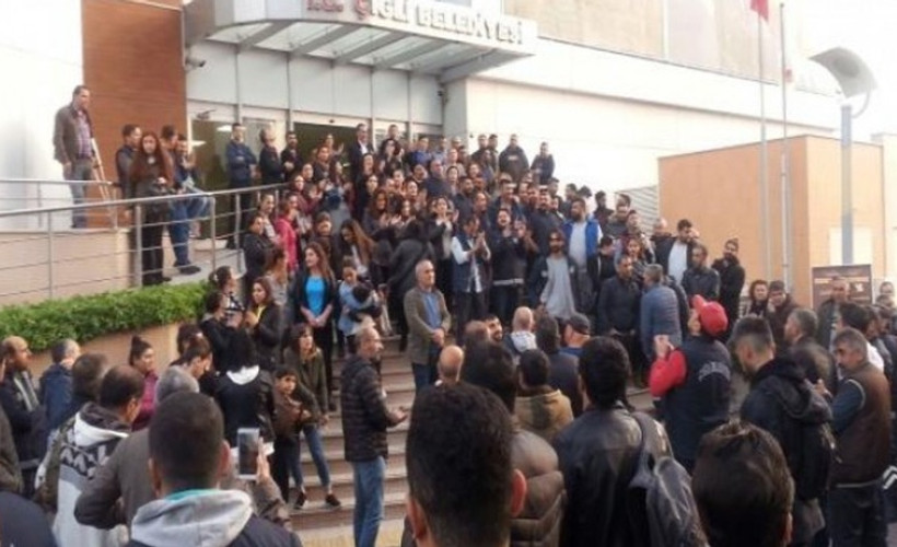 Çiğli Belediyesi'nde 69 işçi işten çıkarıldı