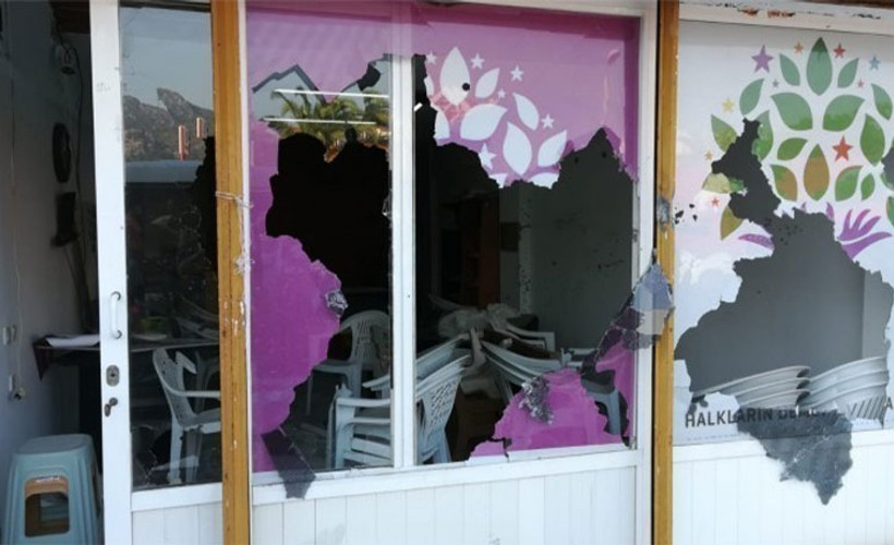 HDP Marmaris İlçe Örgütü'ne yönelik silahlı saldırıya ilişkin bir kişi tutuklandı