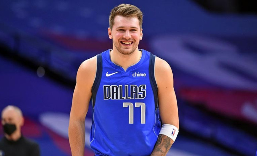 Luka Doncic, 207 milyon dolarlık sözleşmeyle tarihe geçti