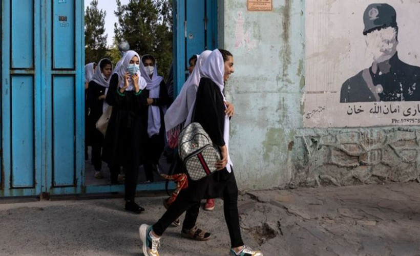 Taliban'la birlikte Afganistan'da kadınların ve kız çocuklarının hangi kazanımları tehdit altında?