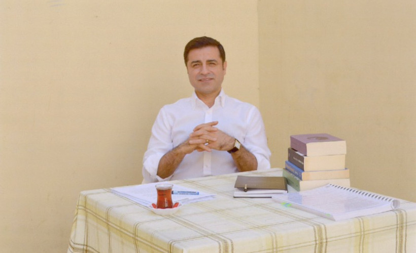 Selahattin Demirtaş’tan yeni kitap önerileri