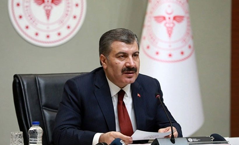 Bakan Koca'dan, aşı olmadığı iddialarına yanıt