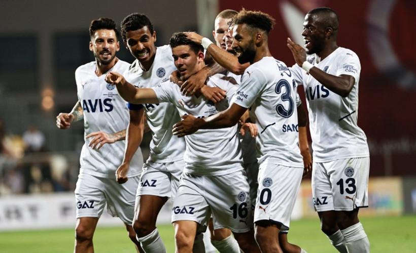 Fenerbahçe İzmir'den şen dönüyor