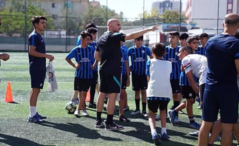 Inter'li antrenörlerden Diyarbakırlı gençlere övgü