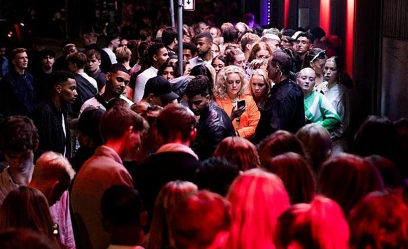 Danimarka'da Covid-19 önlemleri kaldırıldı