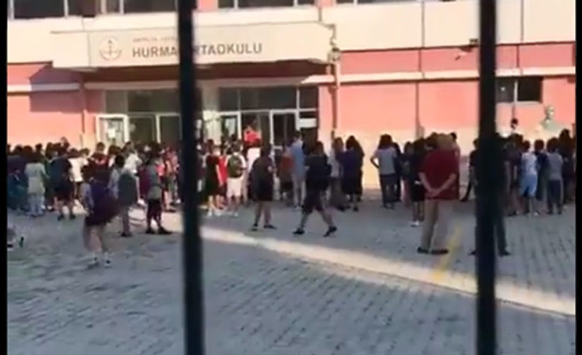 Öğretmenden öğrencilere: Sizin ağzınızı yüzünüzü dağıtırım
