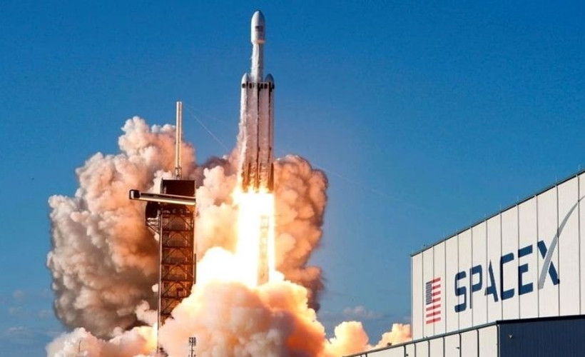 Elon Musk'ın bahsettiği turistik uzay seyahatinde yaşanan 'tuvalet sorunu' neydi?