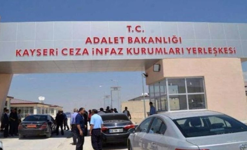'Herkes duymalı' diyerek cezaevindeki işkenceyi anlattı: 19 yaşındaki mahpus falakaya yatırıldı