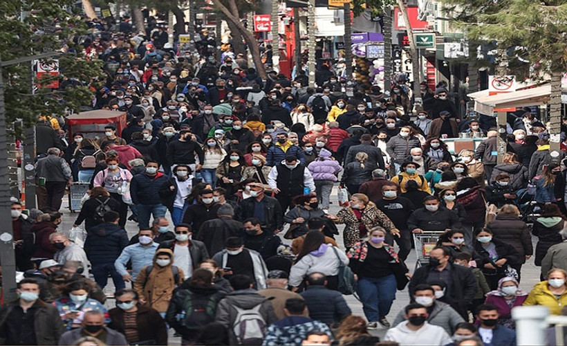 Prof. Dr. Buruk: Virüs zamanla zayıflayıp mevsimsel grip gibi olacak