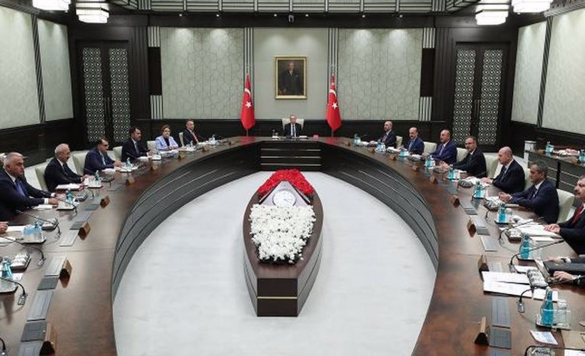 Cumhurbaşkanlığı Kabinesi toplanıyor: Gündem; yüksek market fiyatları ve vaka artışı
