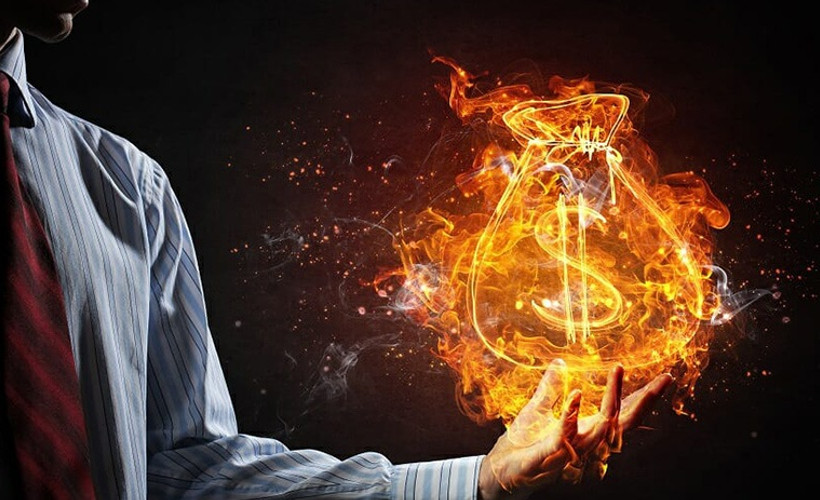 Dolar 9,10'u geçerek tüm zamanların en yüksek seviyesine çıktı