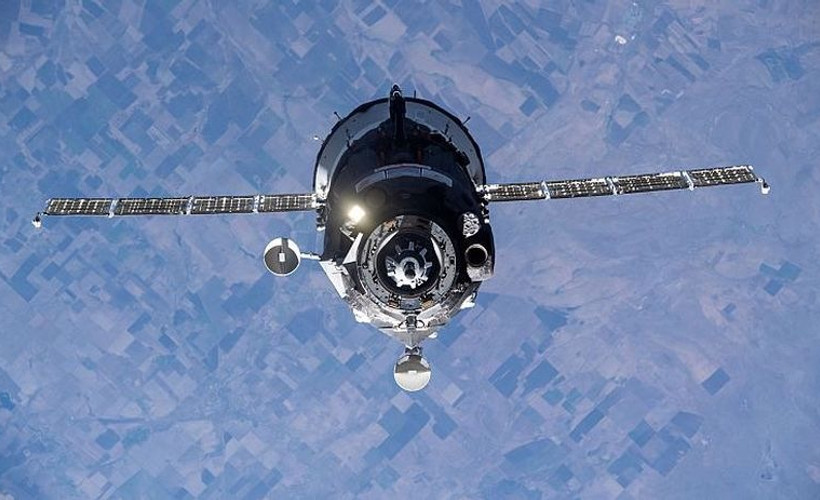 Rus uzay aracı, Uluslararası Uzay İstasyonu'nu yörüngesinden oynattı