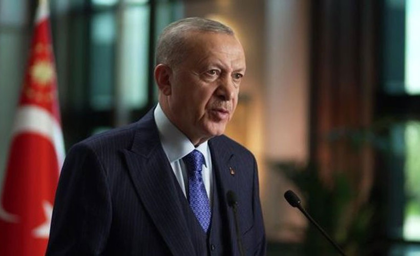 Erdoğan: Sosyal medya bugün demokrasiyi tehdit ediyor