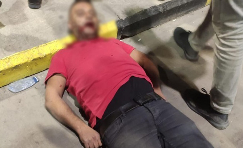 Gümrük memurları bir işçiyi darp etti