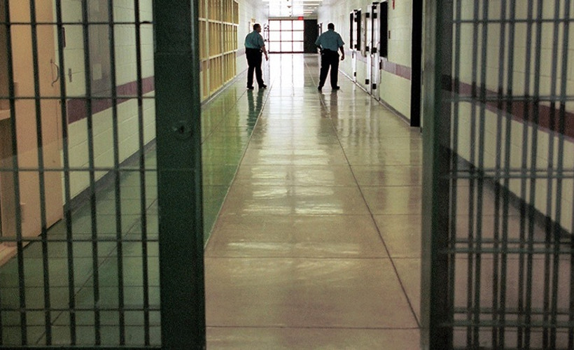 Vefa: Aynı görüşe sahip mahpusları birbirinde uzaklaştırma çabası tehlikeli bir yöne eviriliyor