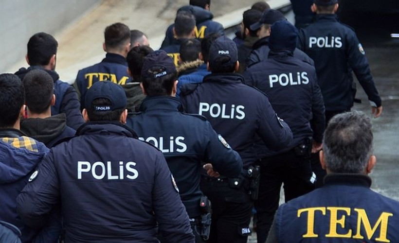 40 ilde operasyon: Aralarında kamu görevlilerin de olduğu 100 gözaltı kararı